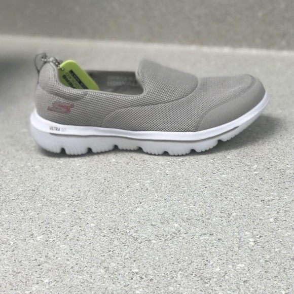 skechers gowalk evolution women's shoes in black